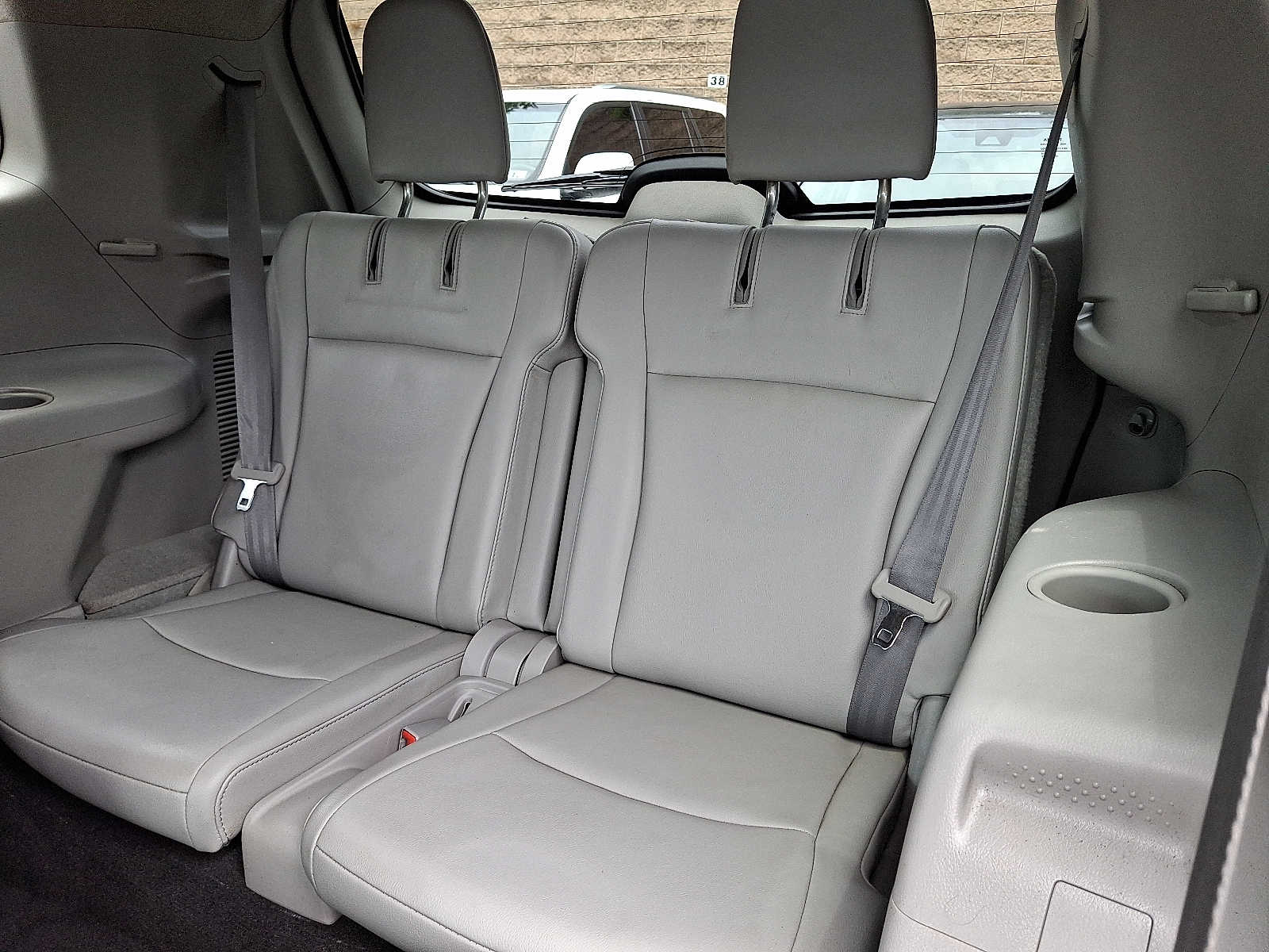 Thumbnail: 2011 Toyota Highlander - 9