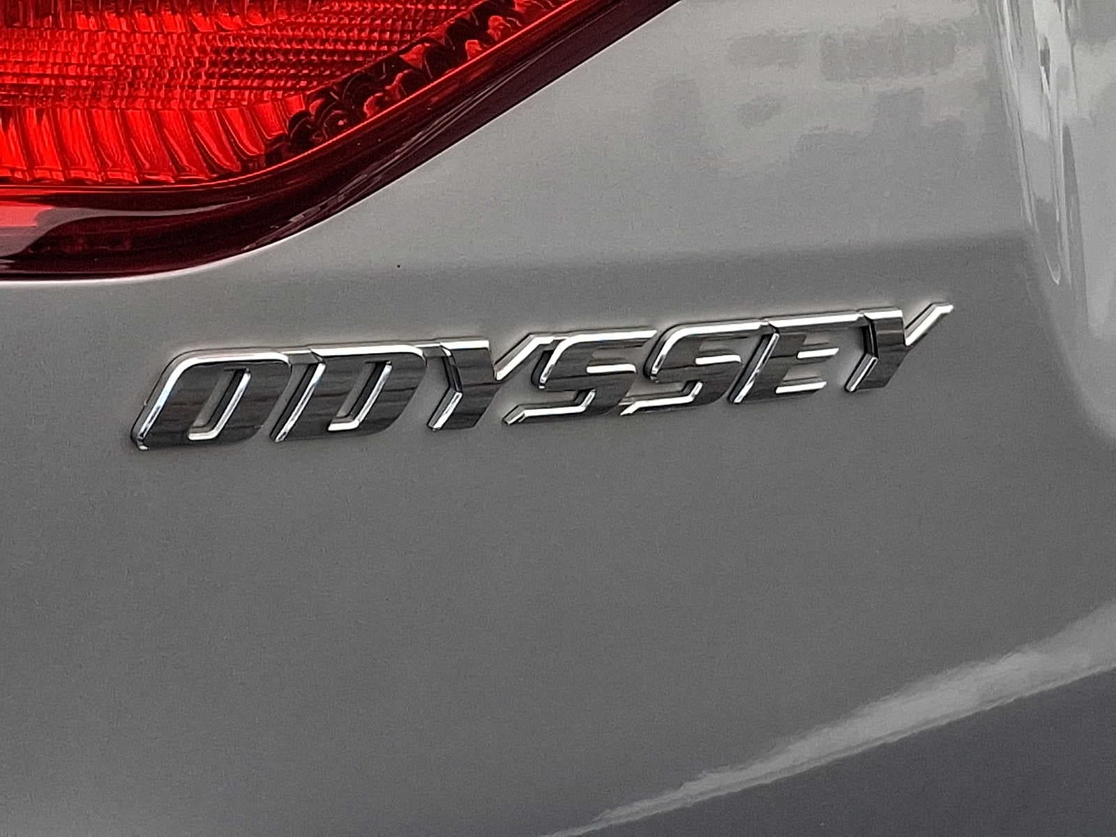Thumbnail: 2013 Honda Odyssey - 29