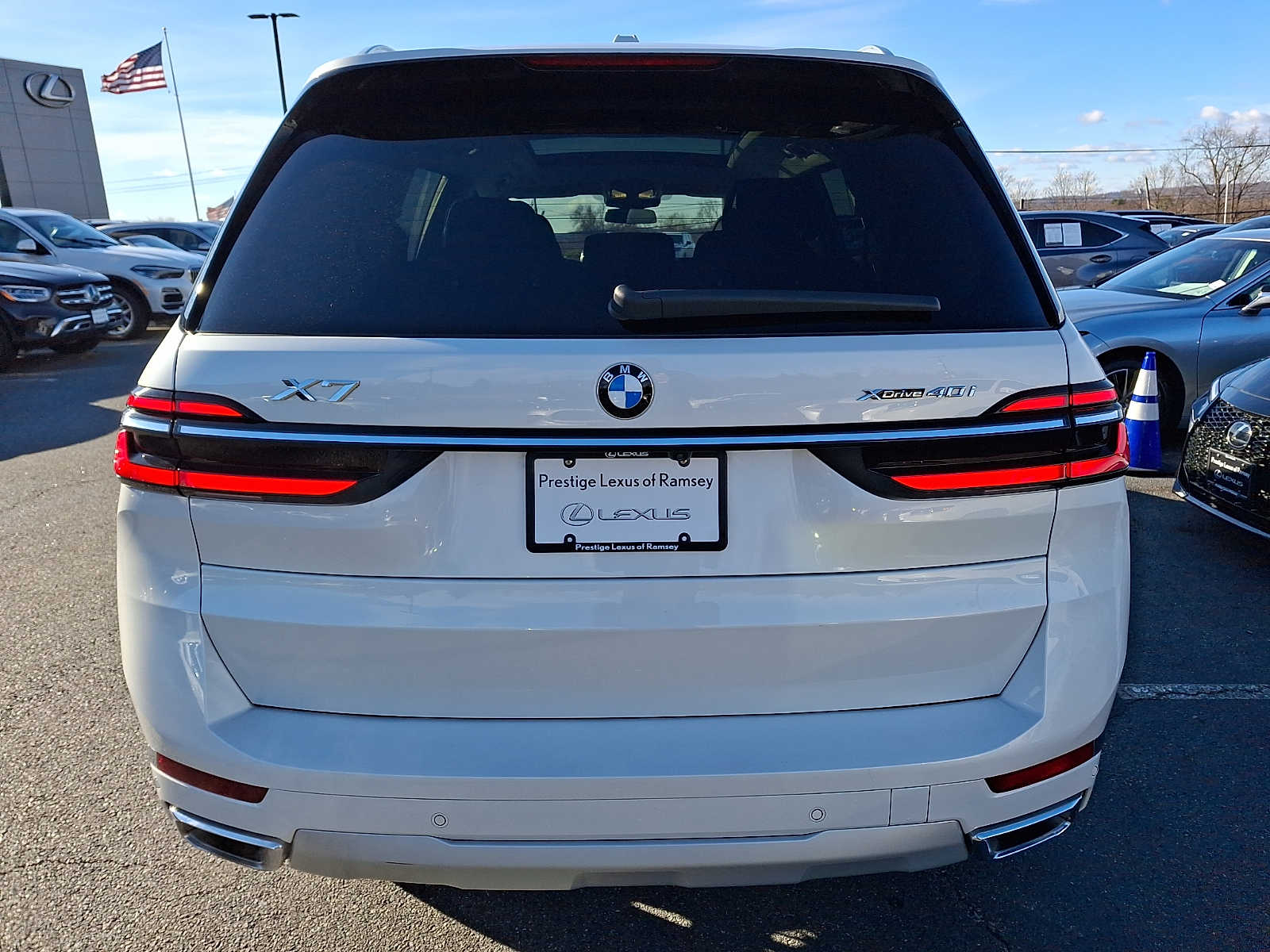 Thumbnail: 2023 BMW X7 - 5