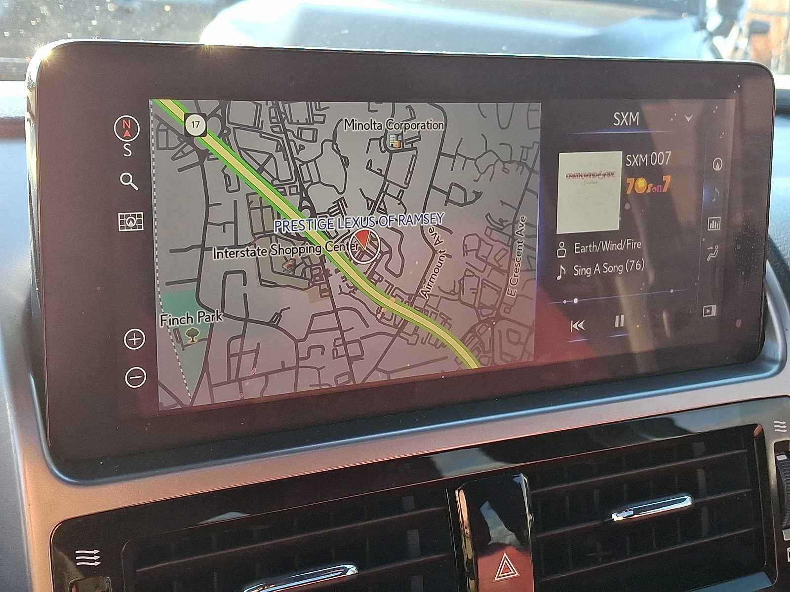 Thumbnail: 2023 Lexus GX - 14