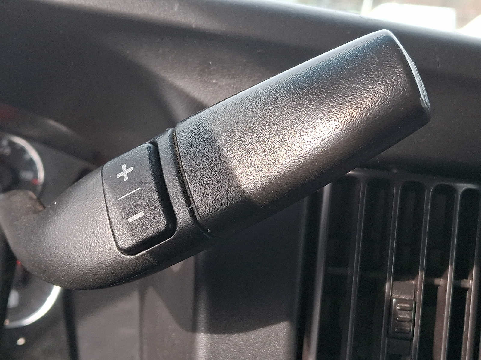 Thumbnail: 2019 GMC Savana - 11