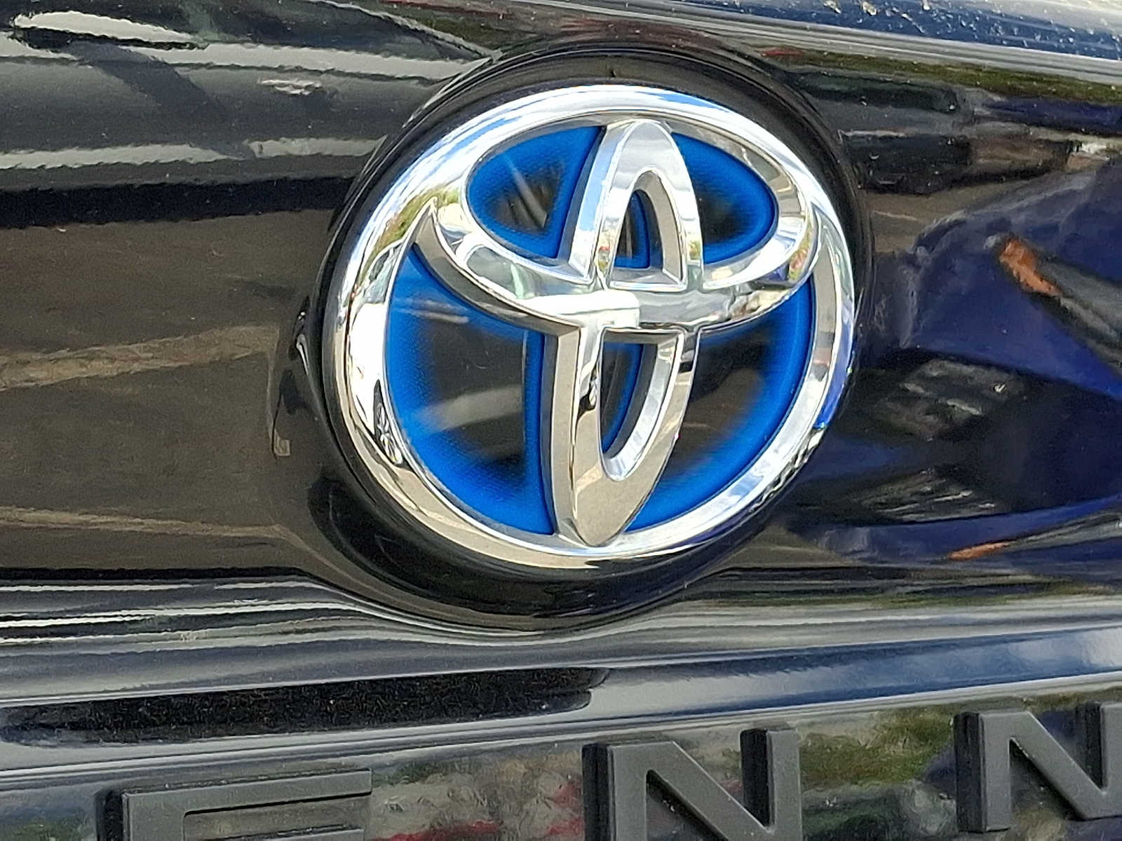Thumbnail: 2023 Toyota Sienna - 28