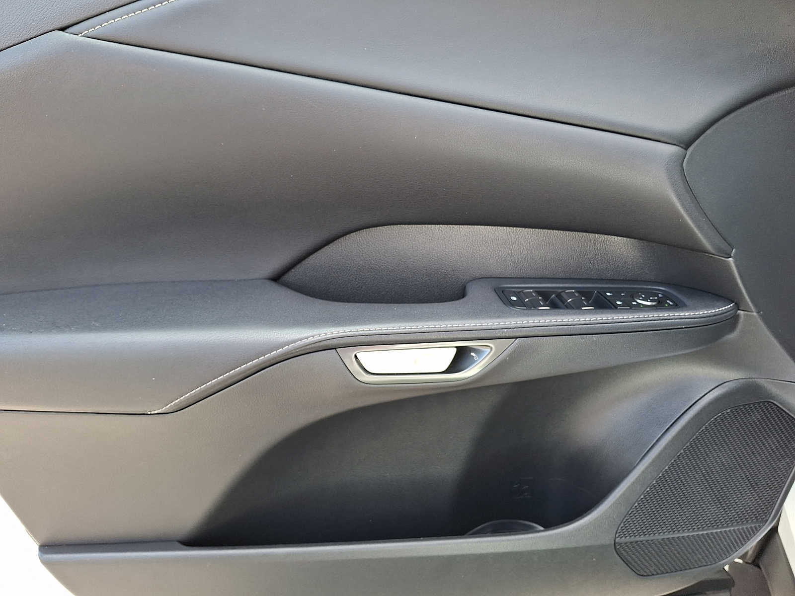 Thumbnail: 2024 Lexus RX - 9