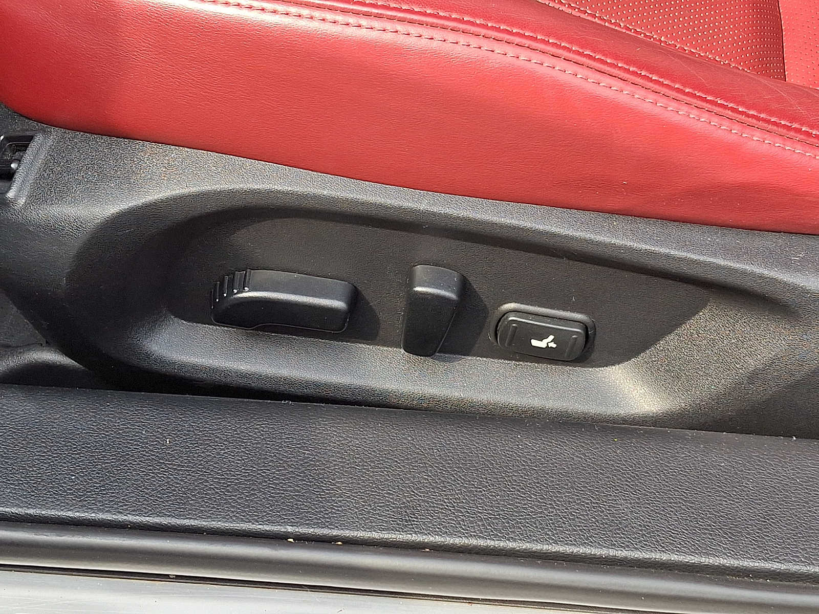 Thumbnail: 2018 INFINITI  - 12