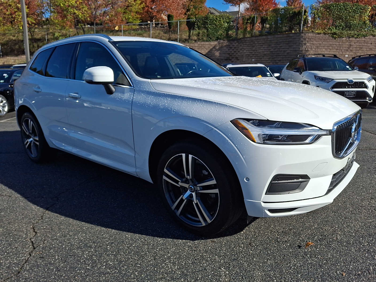 Thumbnail: 2019 Volvo XC60 - 3
