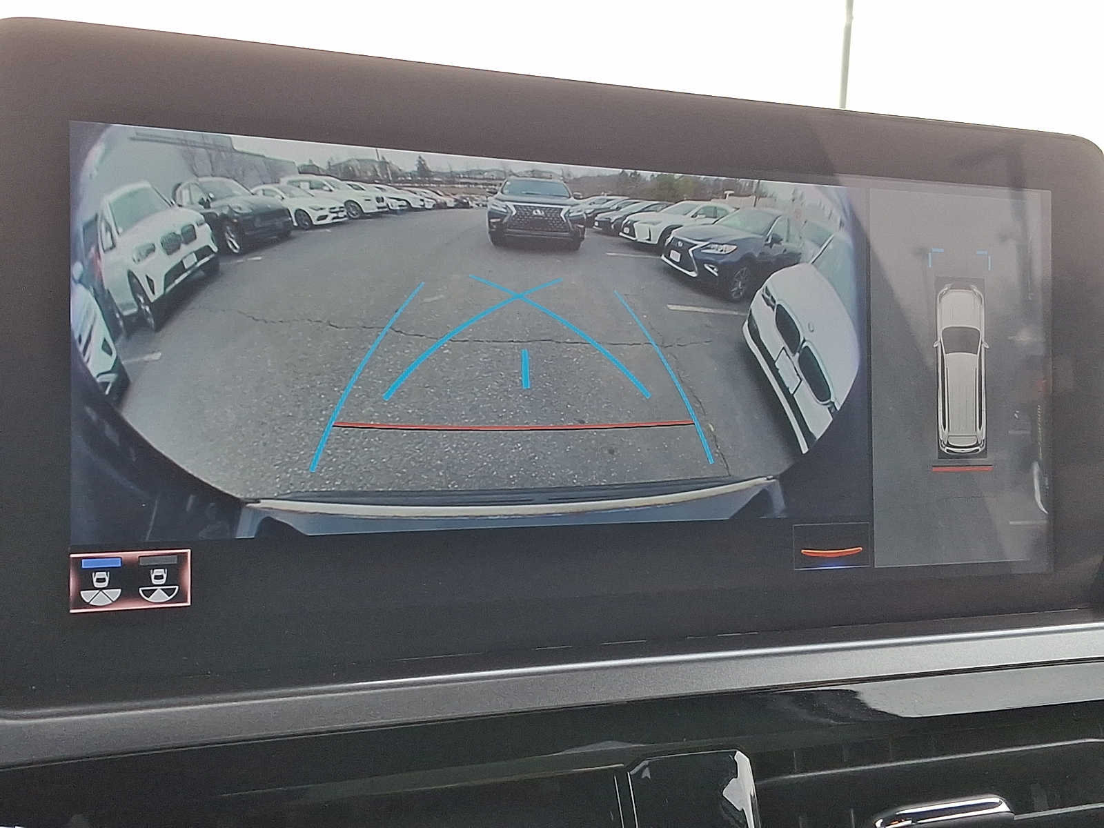 Thumbnail: 2023 Lexus GX - 17