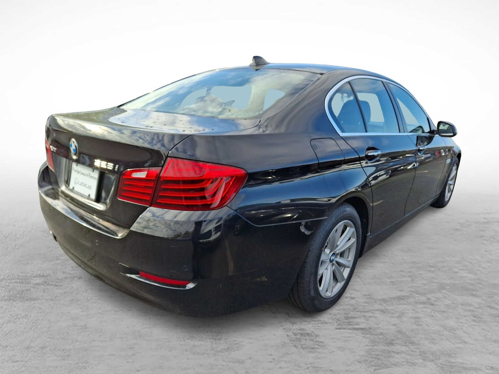 Thumbnail: 2015 BMW 5 Series - 4