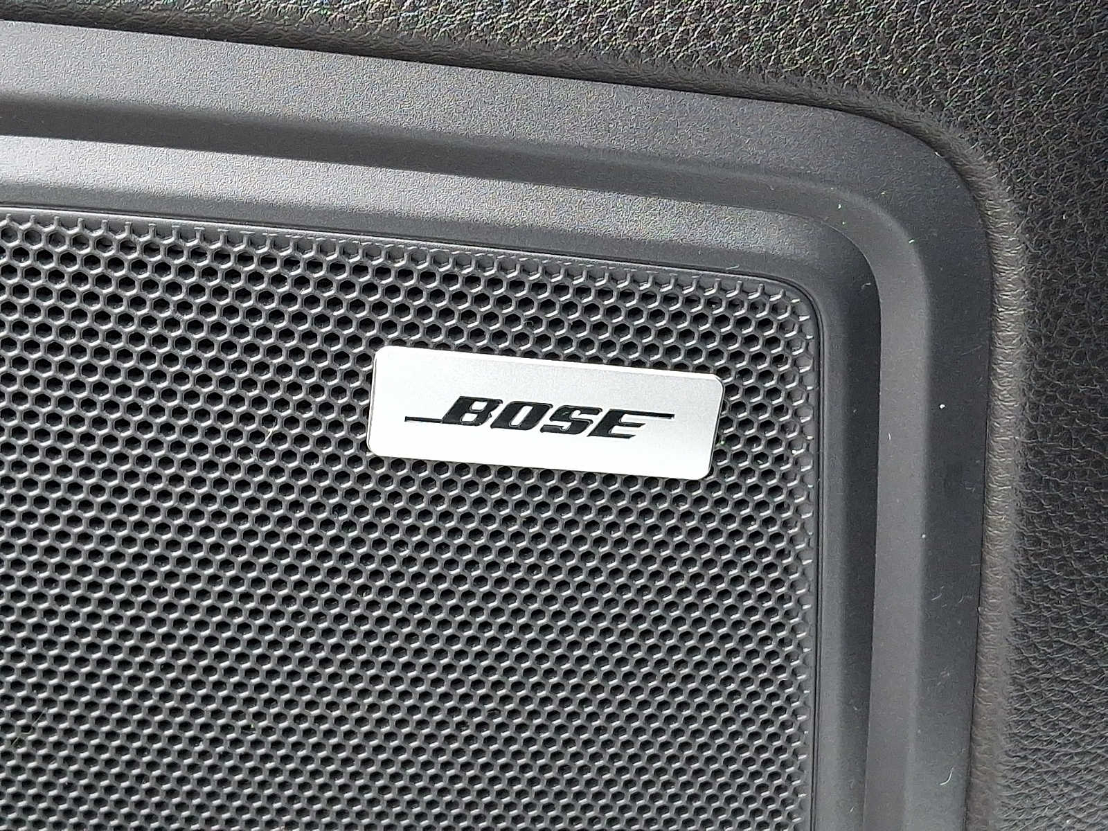 Thumbnail: 2019 Porsche Macan - 23