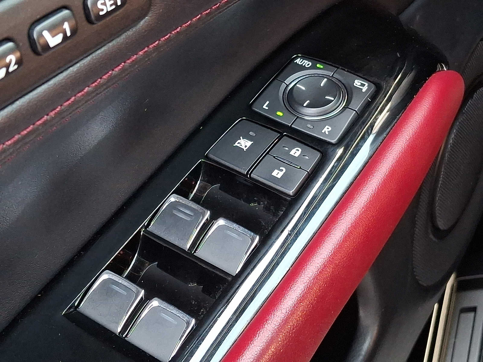 Thumbnail: 2019 Lexus GS - 24