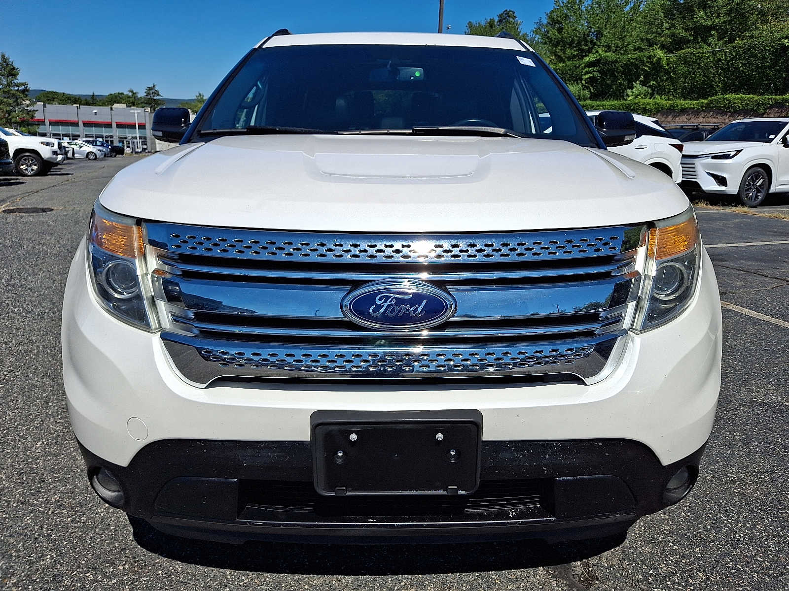 Thumbnail: 2015 Ford Explorer - 2