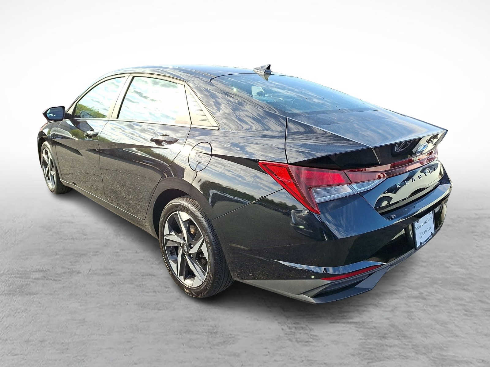 Thumbnail: 2023 Hyundai Elantra - 5