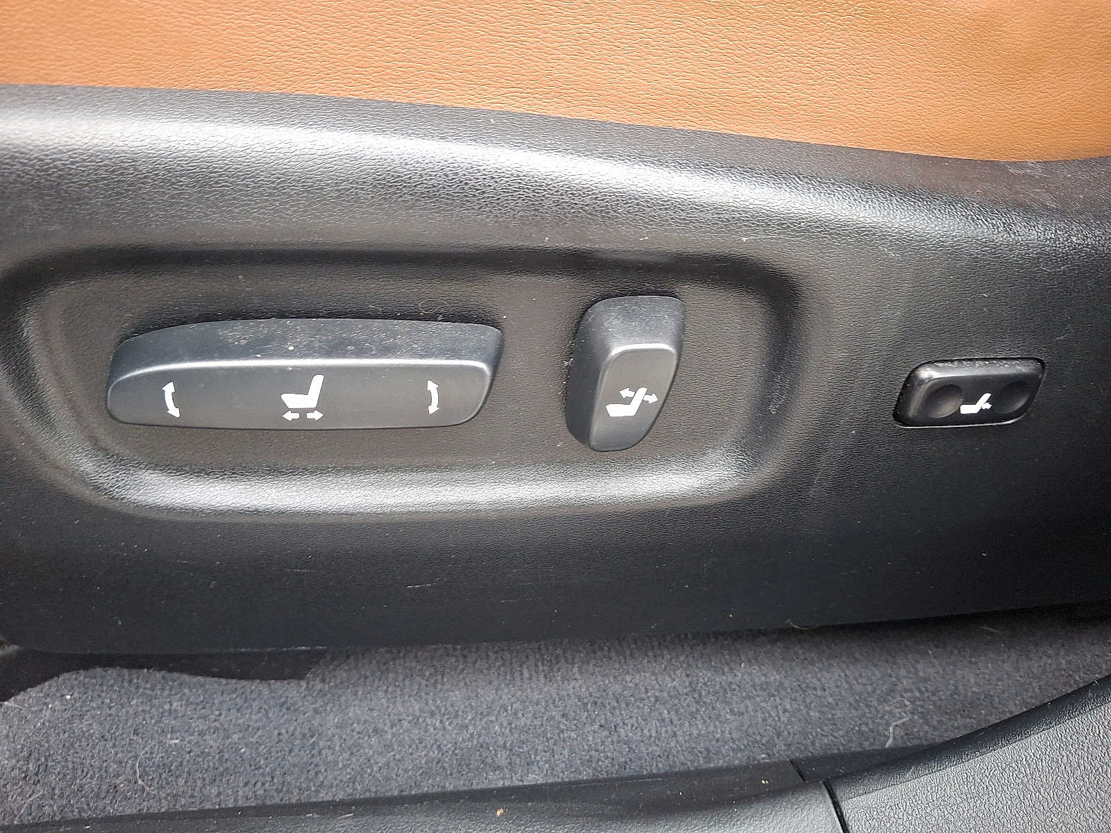 Thumbnail: 2015 Lexus RX - 11