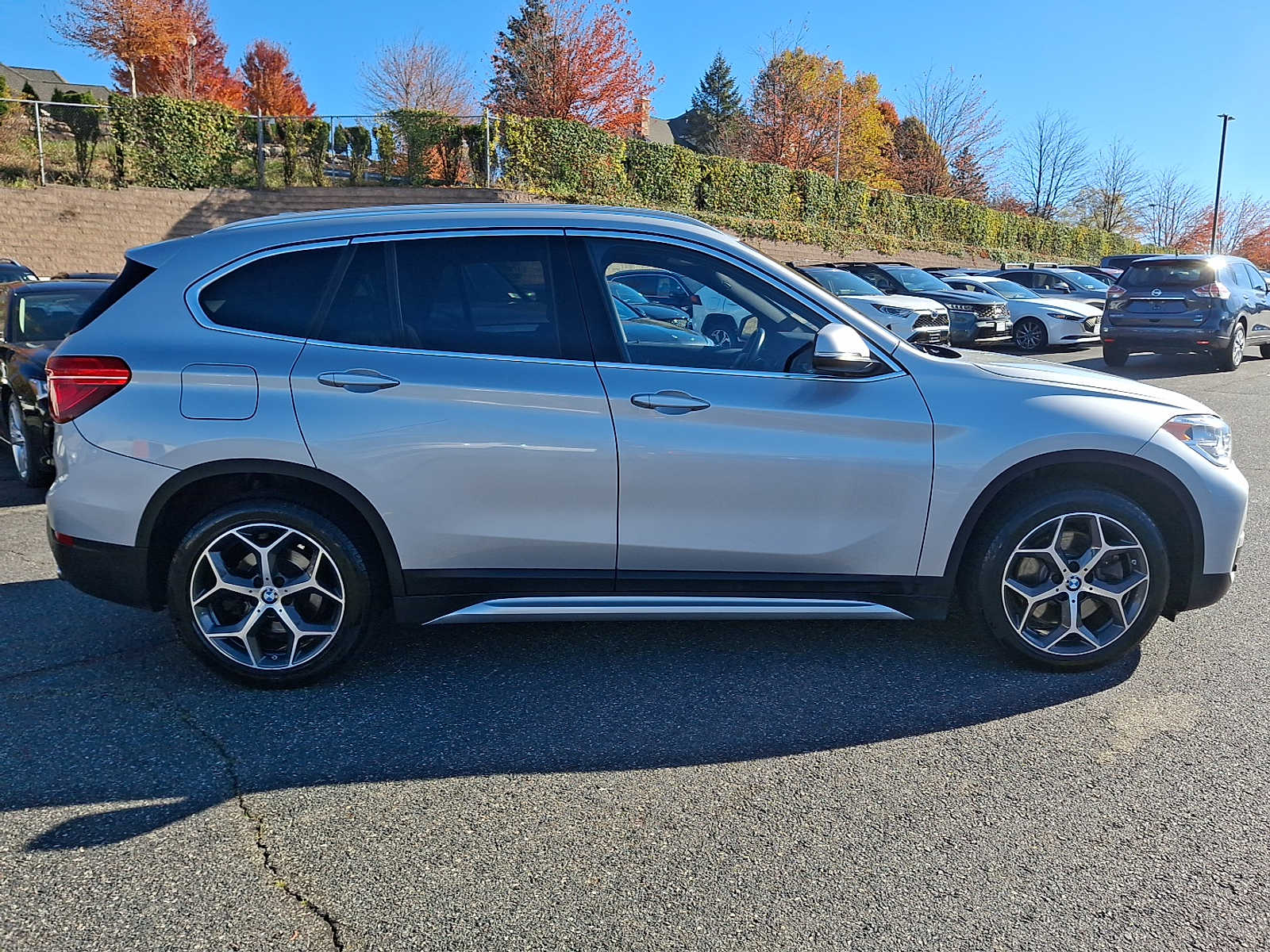 Thumbnail: 2019 BMW X1 - 4