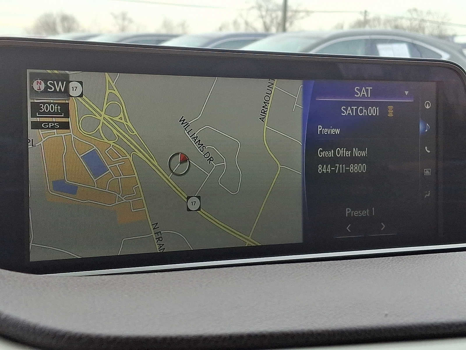 Thumbnail: 2017 Lexus RX - 14