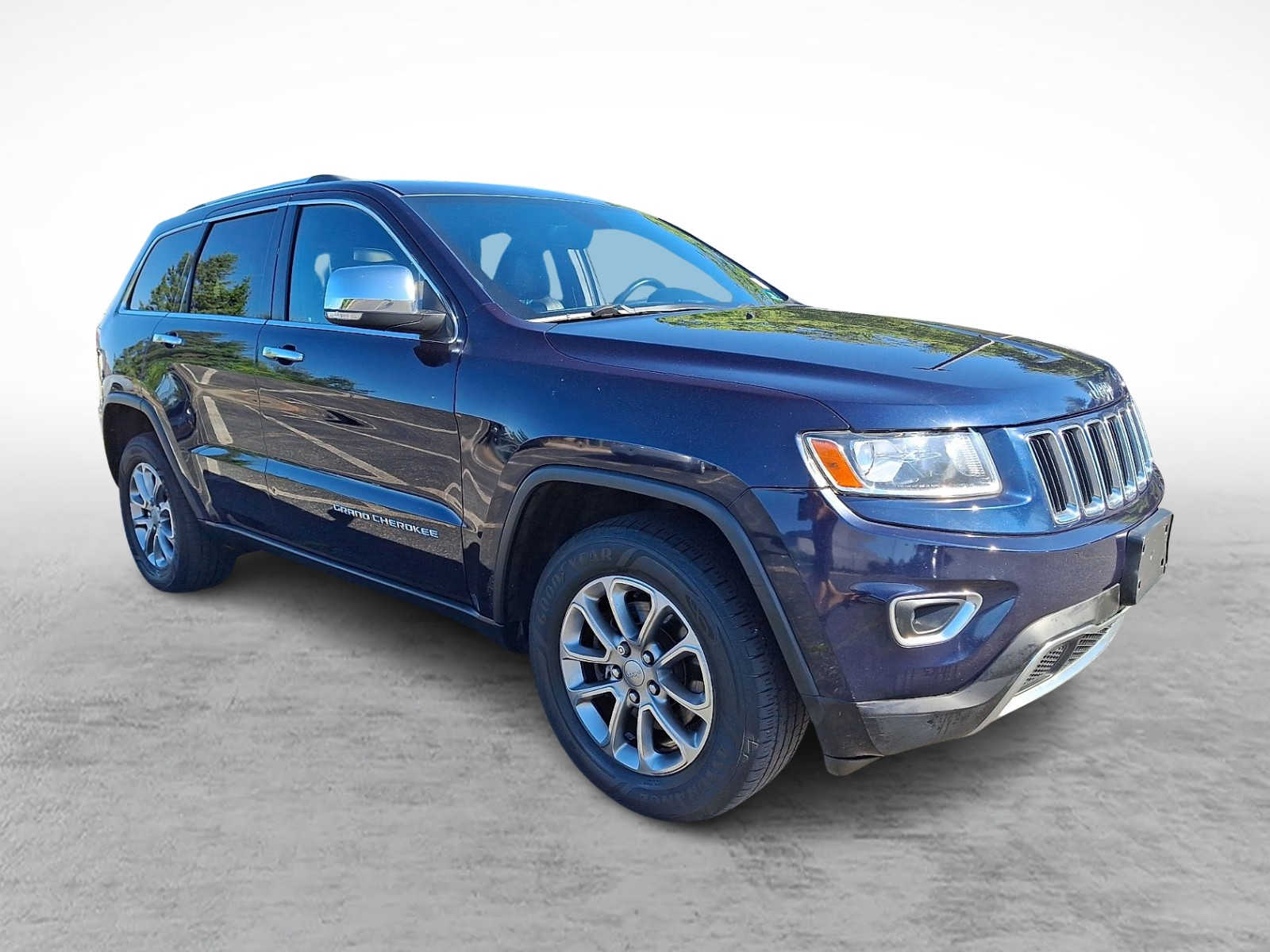 Thumbnail: 2014 Jeep Grand Cherokee - 2
