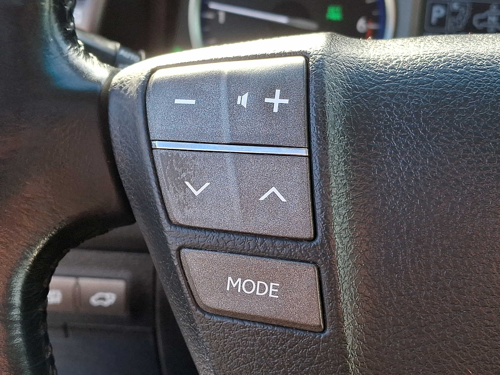 Thumbnail: 2011 Lexus LX - 21