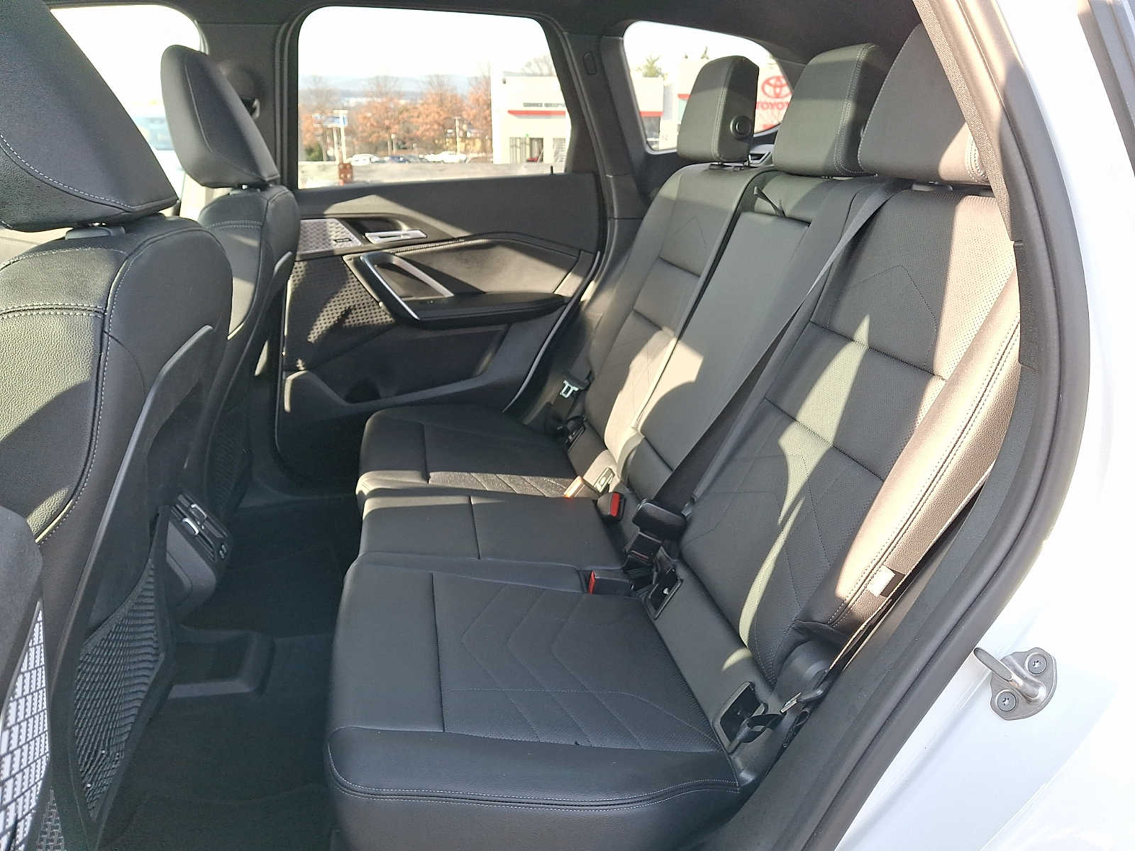 Thumbnail: 2023 BMW X1 - 8