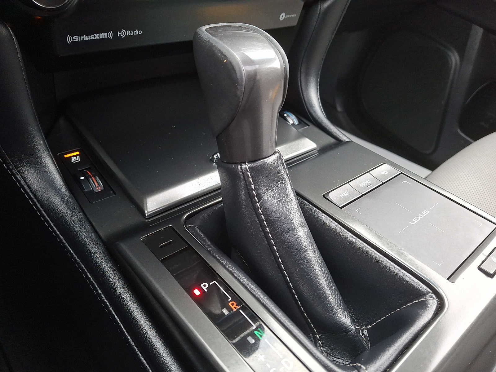 Thumbnail: 2023 Lexus GX - 14