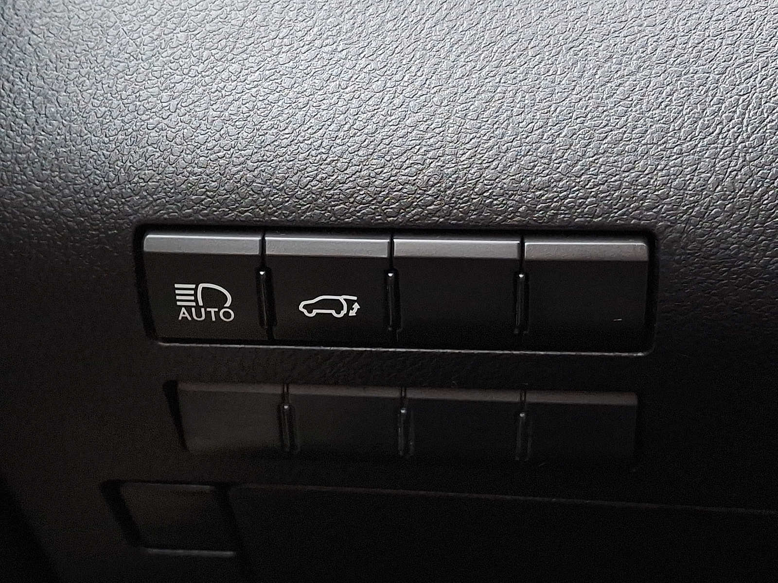 Thumbnail: 2022 Lexus RX - 23