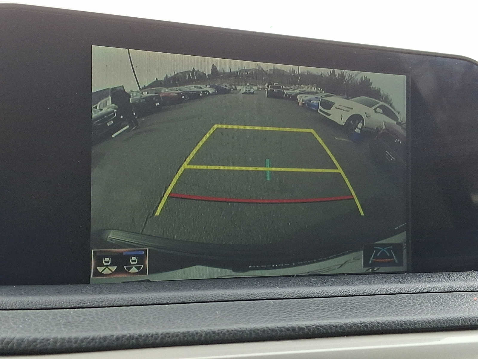 Thumbnail: 2020 Lexus RX - 15