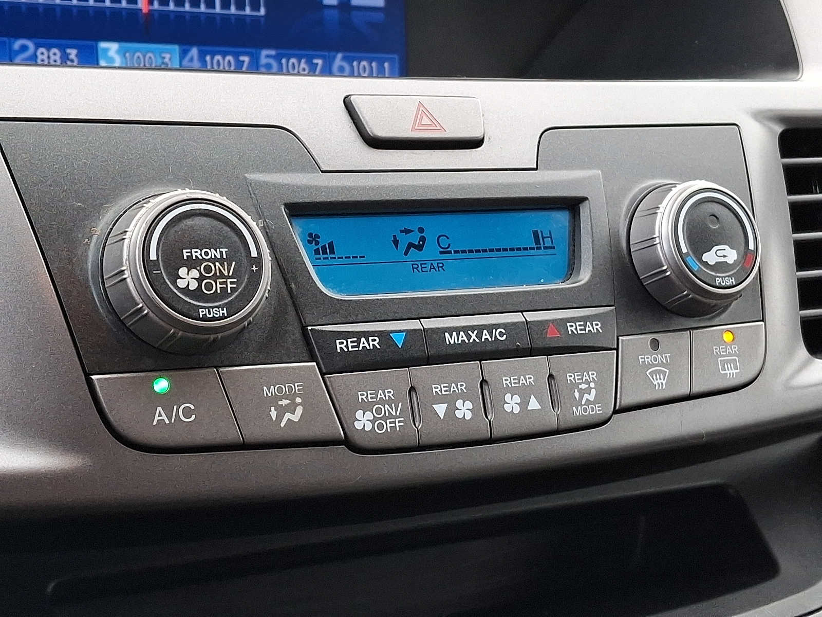 Thumbnail: 2013 Honda Odyssey - 16