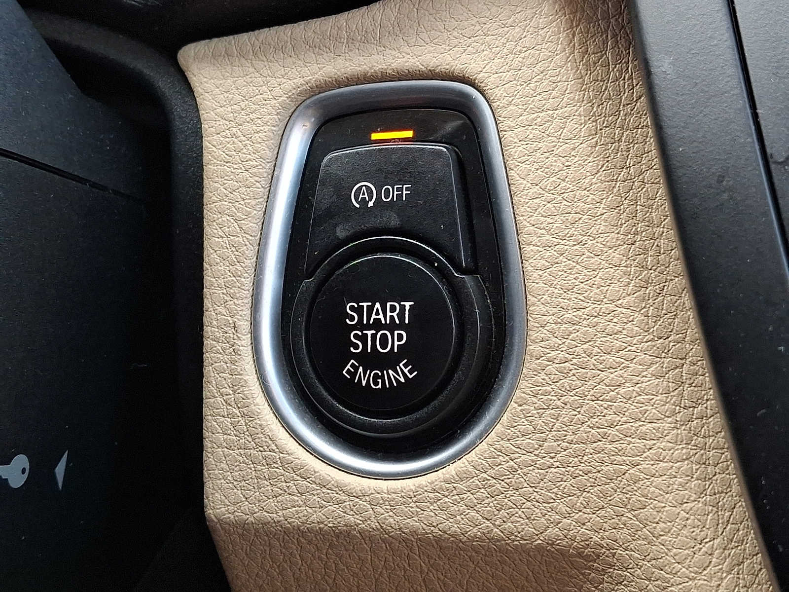 Thumbnail: 2014 BMW 3 Series - 21