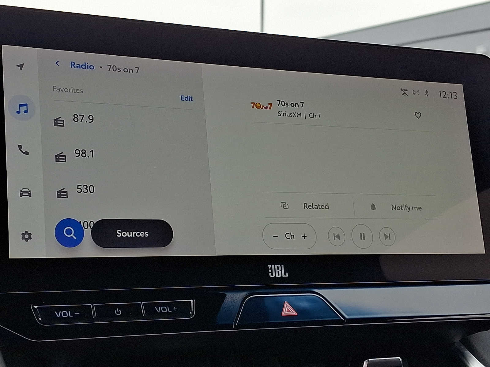 Thumbnail: 2023 Toyota Venza - 16