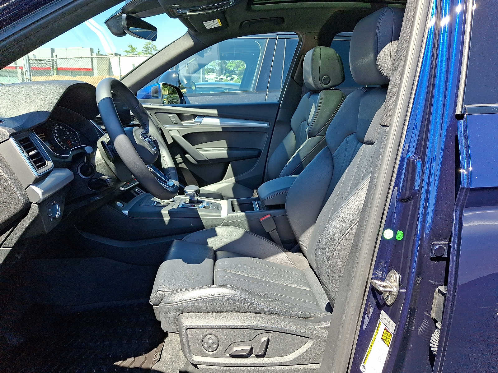 Thumbnail: 2020 Audi Q5 - 9