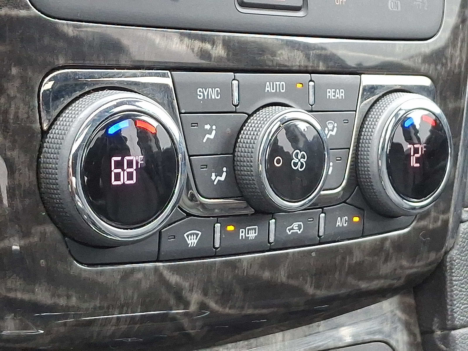 Thumbnail: 2014 Buick Enclave - 16