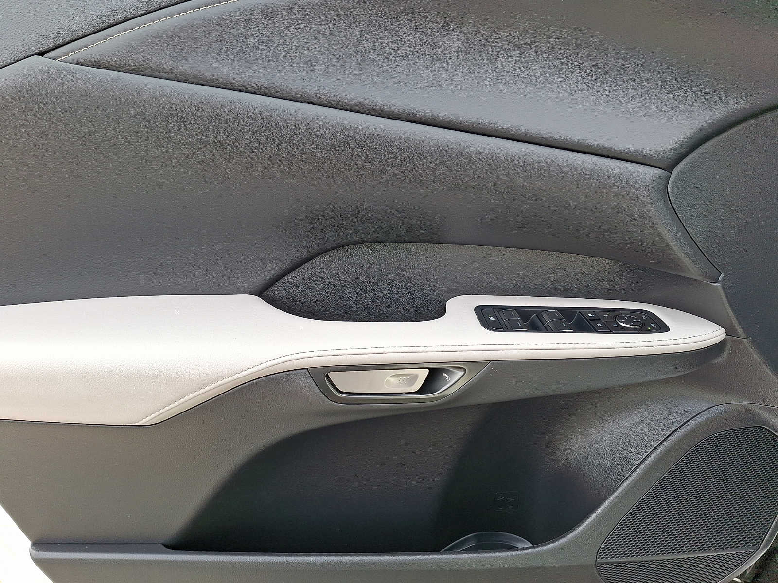 Thumbnail: 2024 Lexus RX - 9