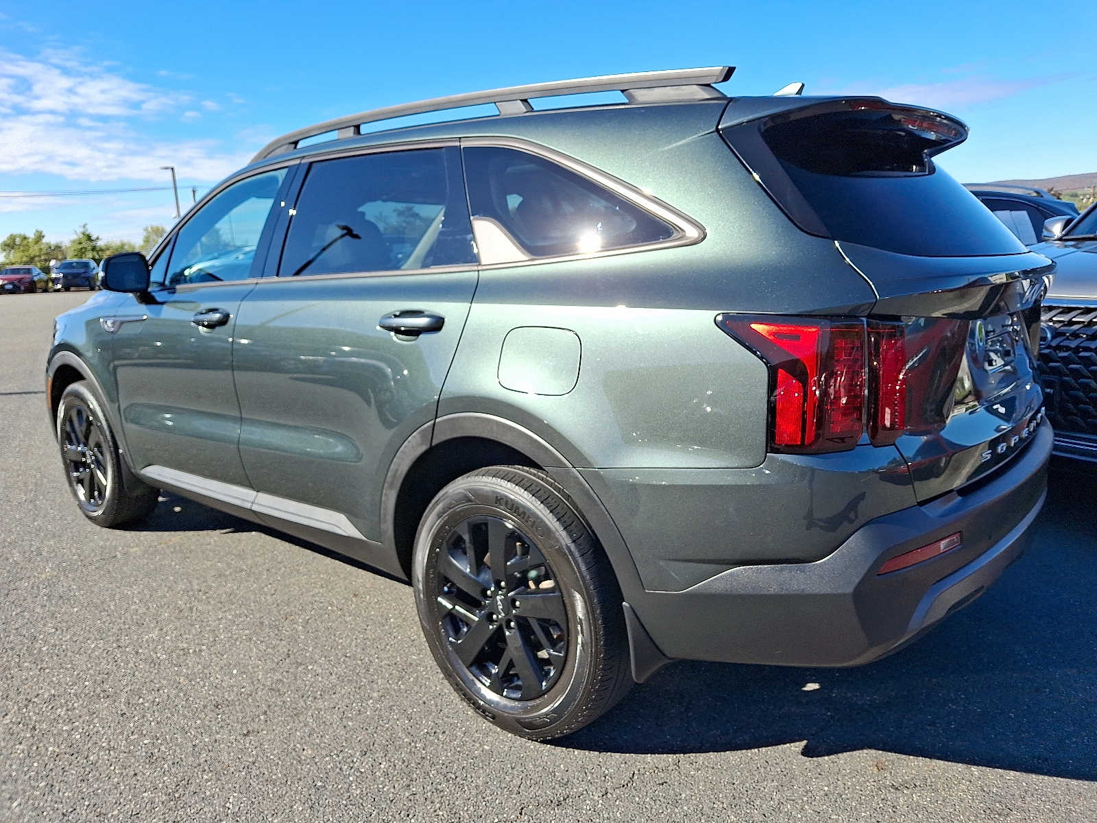 Thumbnail: 2022 Kia Sorento - 5