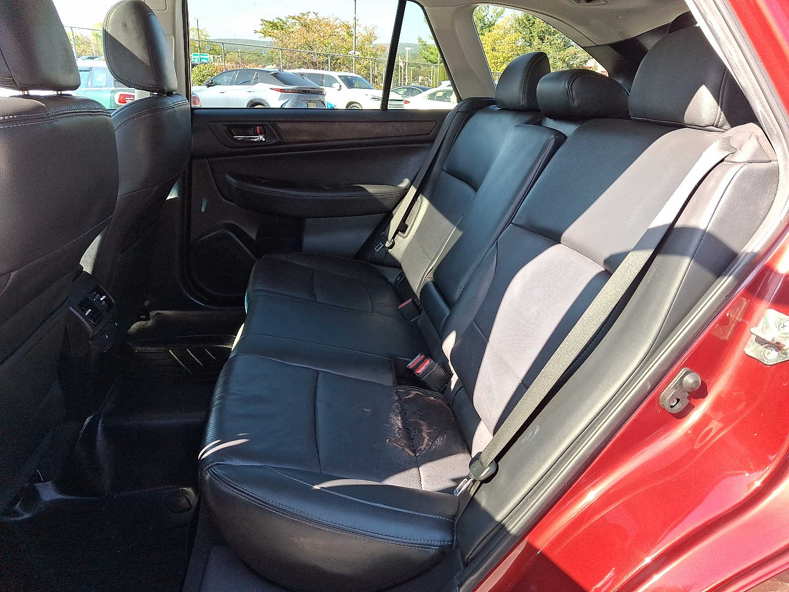 Thumbnail: 2016 Subaru Outback - 8