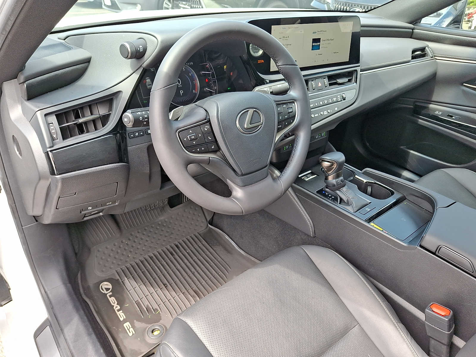 Thumbnail: 2023 Lexus ES - 9