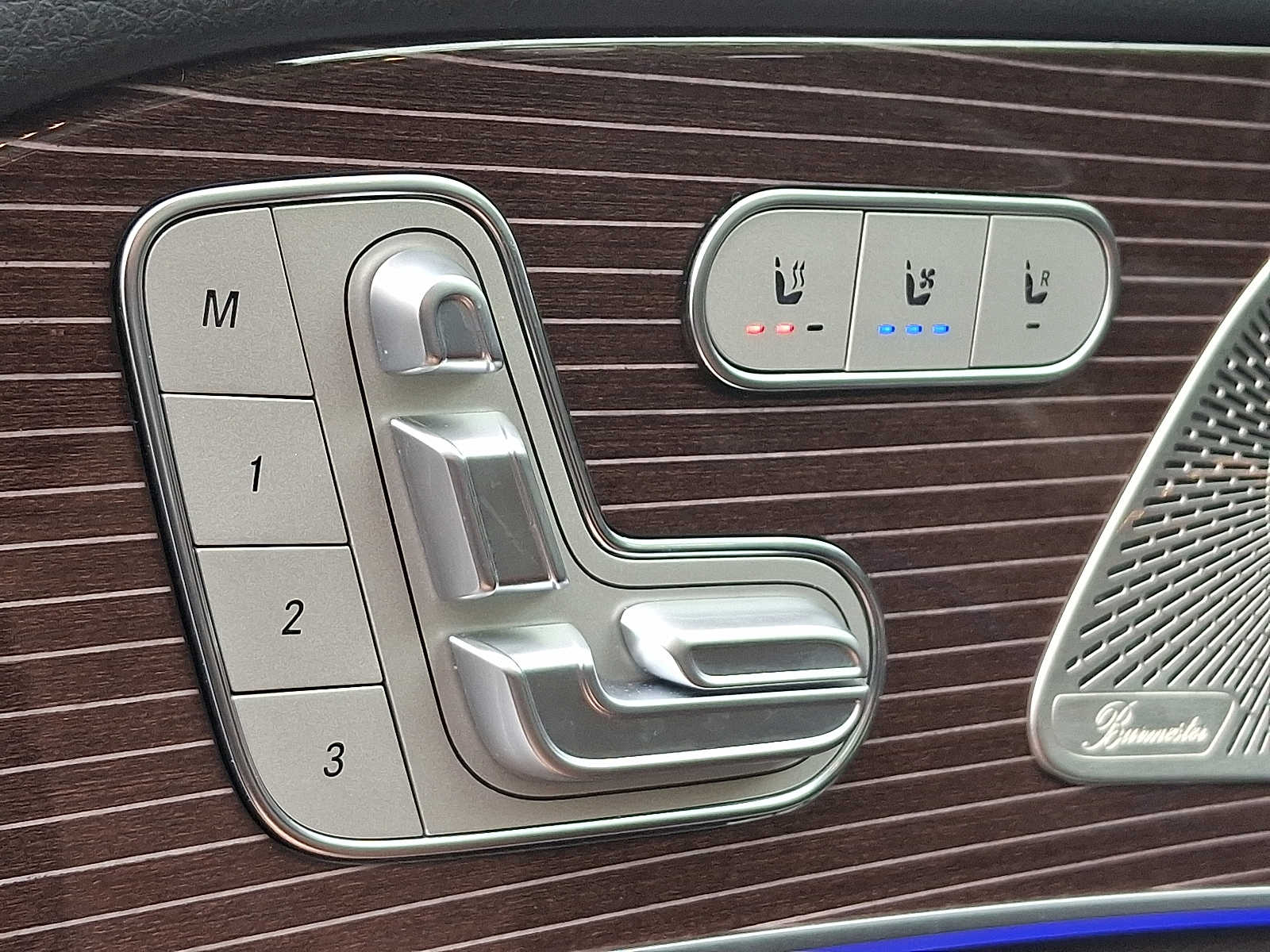 2022 Mercedes-Benz GLS 450 4MATIC 25