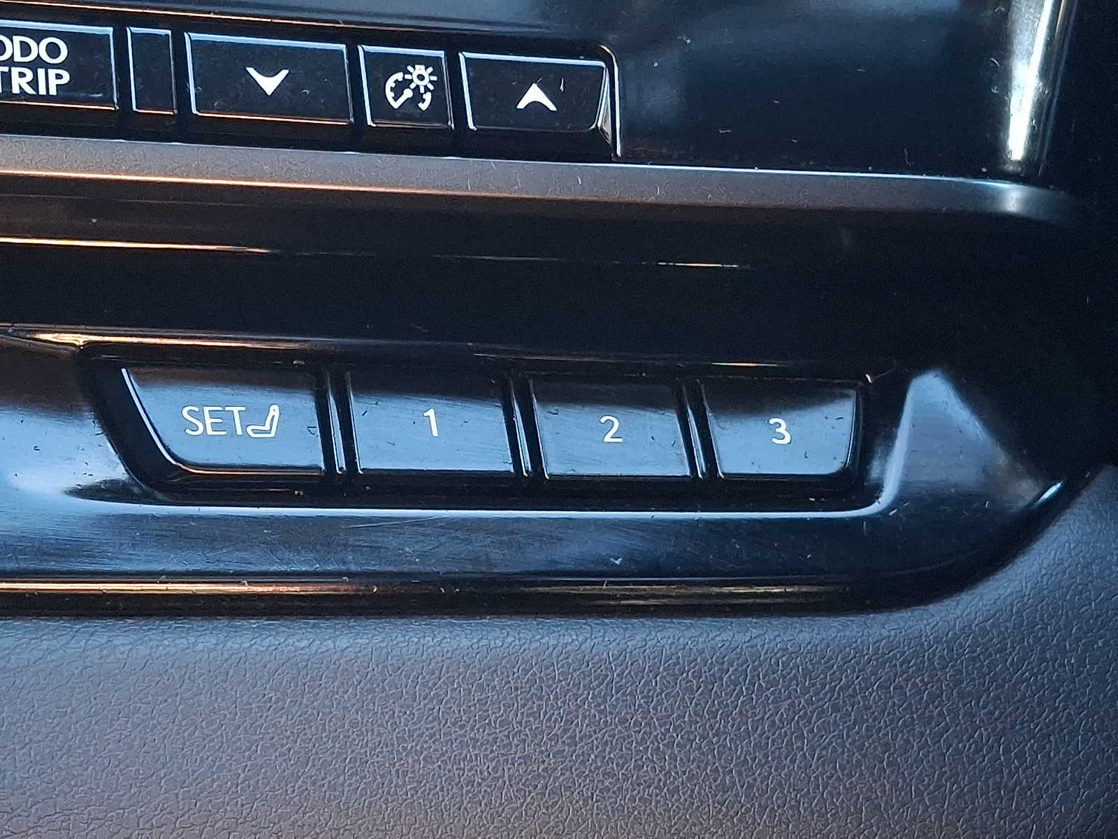 Thumbnail: 2023 Lexus RX - 23