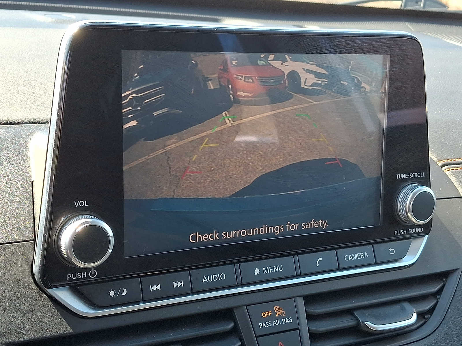 Thumbnail: 2020 Nissan Altima - 17