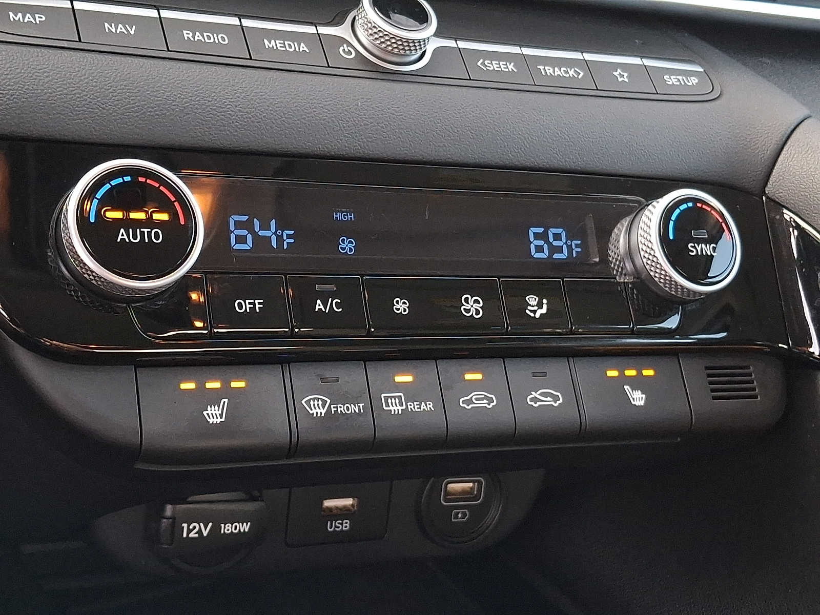 Thumbnail: 2023 Hyundai Elantra - 13