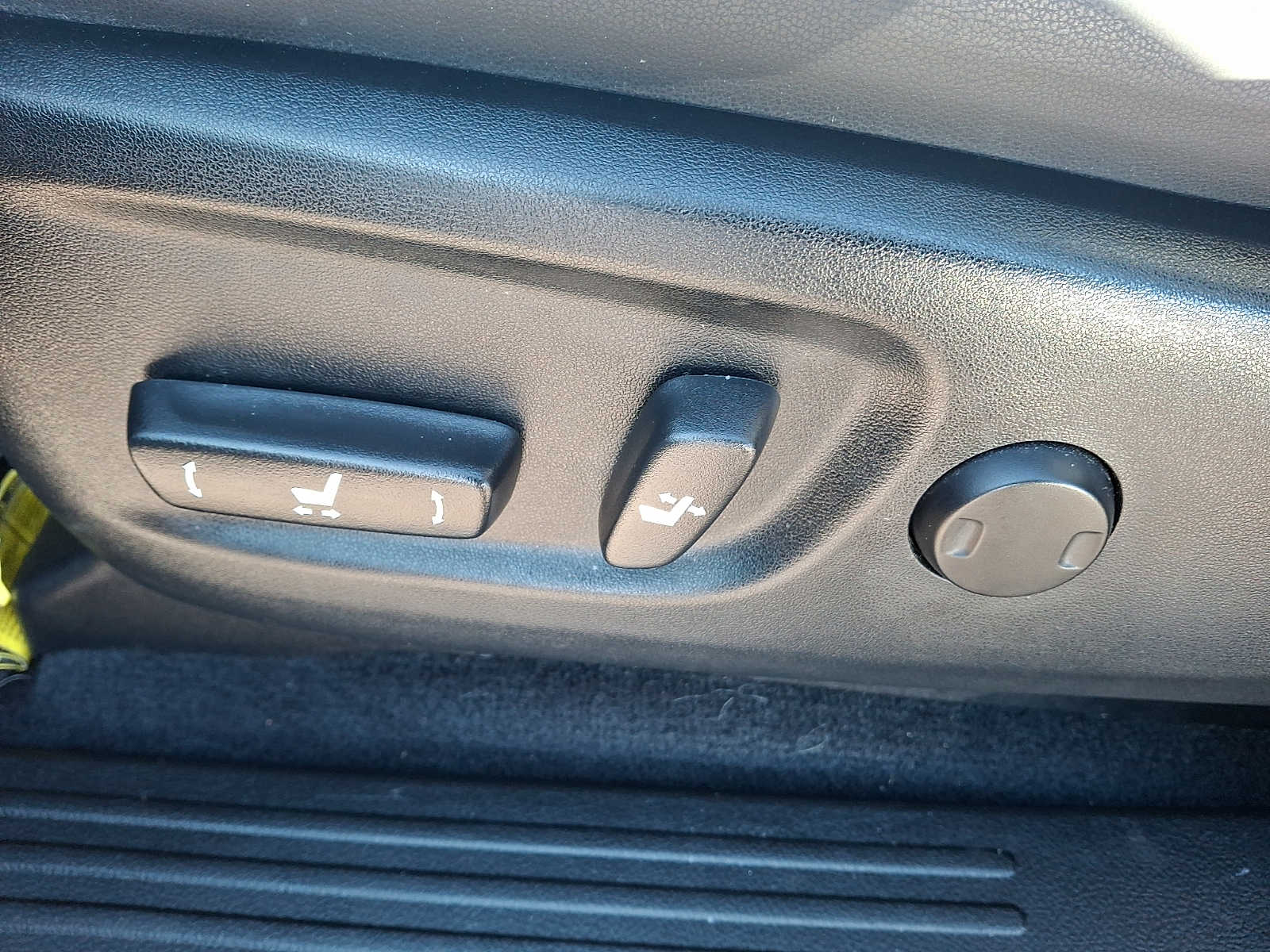 Thumbnail: 2023 Lexus GX - 12