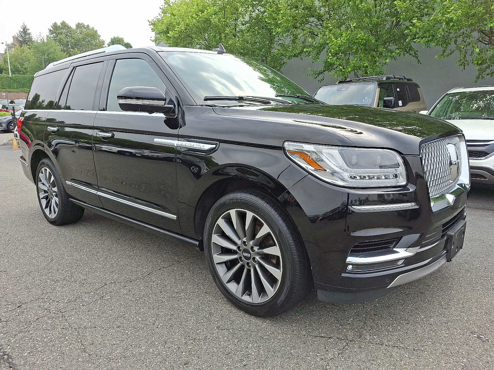 Thumbnail: 2018 Lincoln Navigator - 3