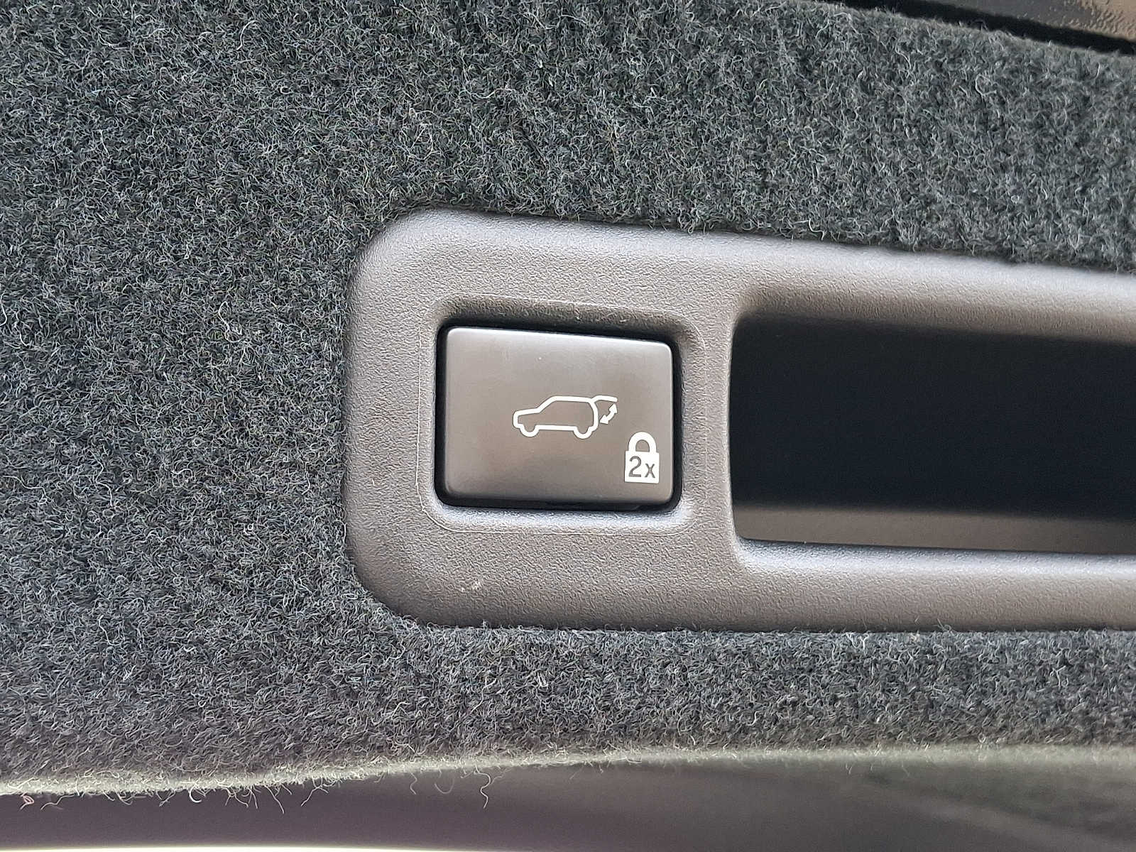 Thumbnail: 2019 Lexus RX - 27