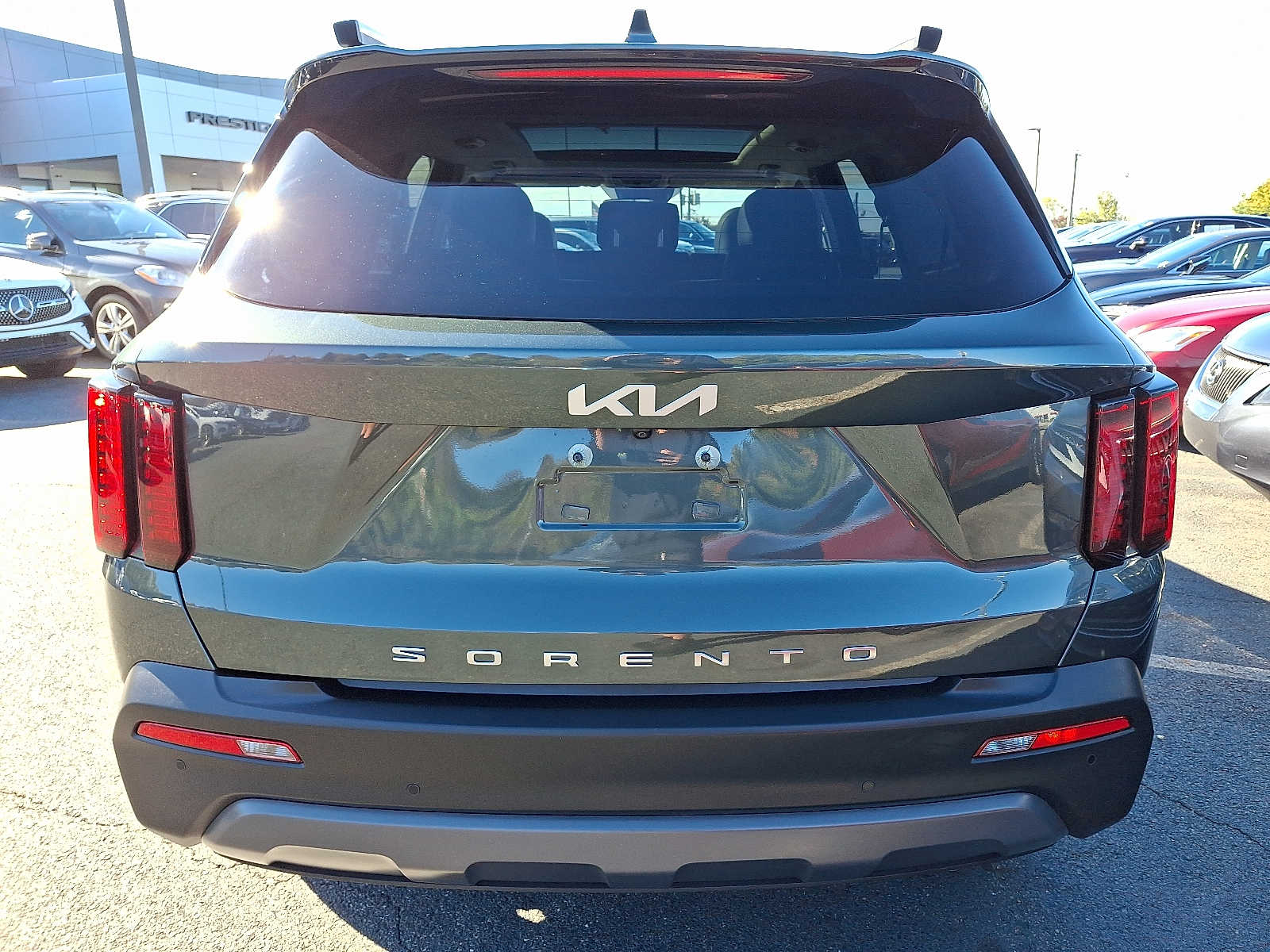 Thumbnail: 2022 Kia Sorento - 4