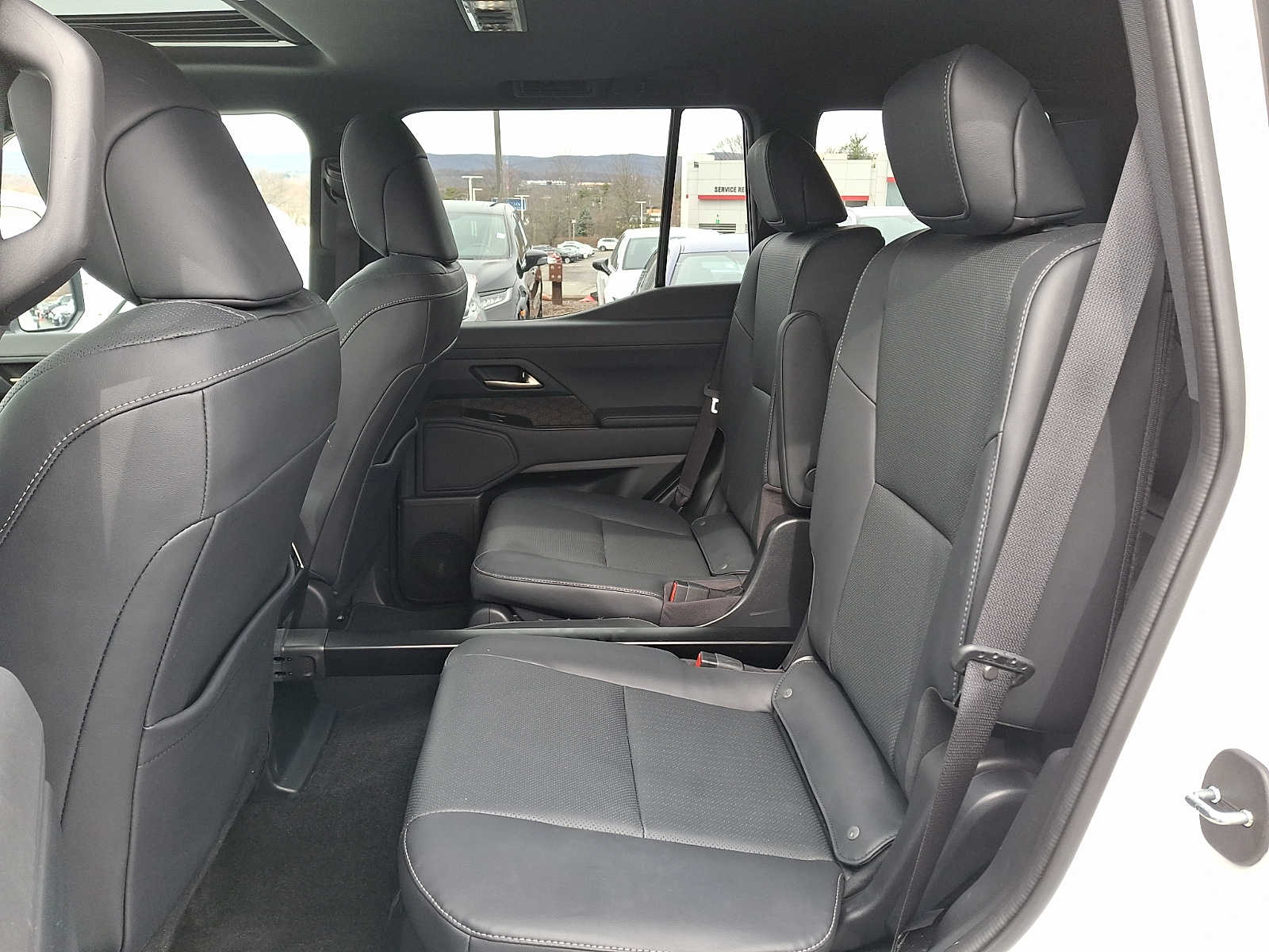 Thumbnail: 2025 Lexus GX - 8