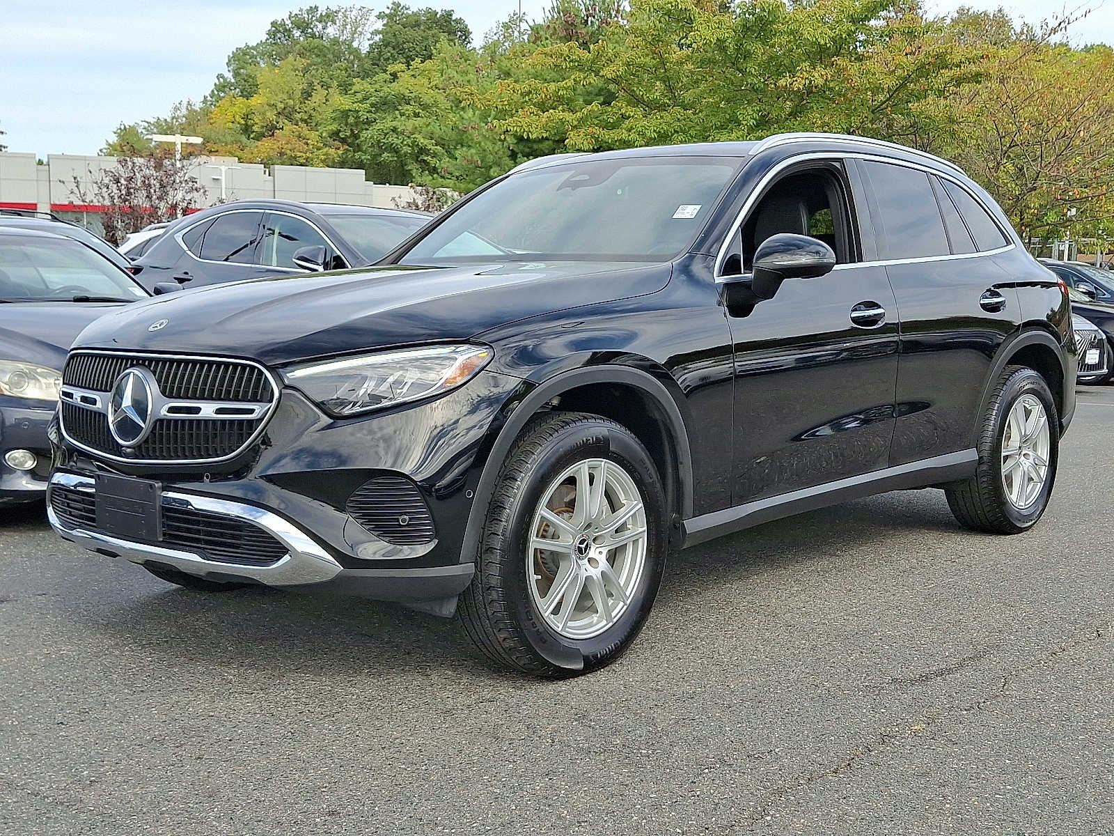 Thumbnail: 2023 Mercedes-Benz GLC - 1