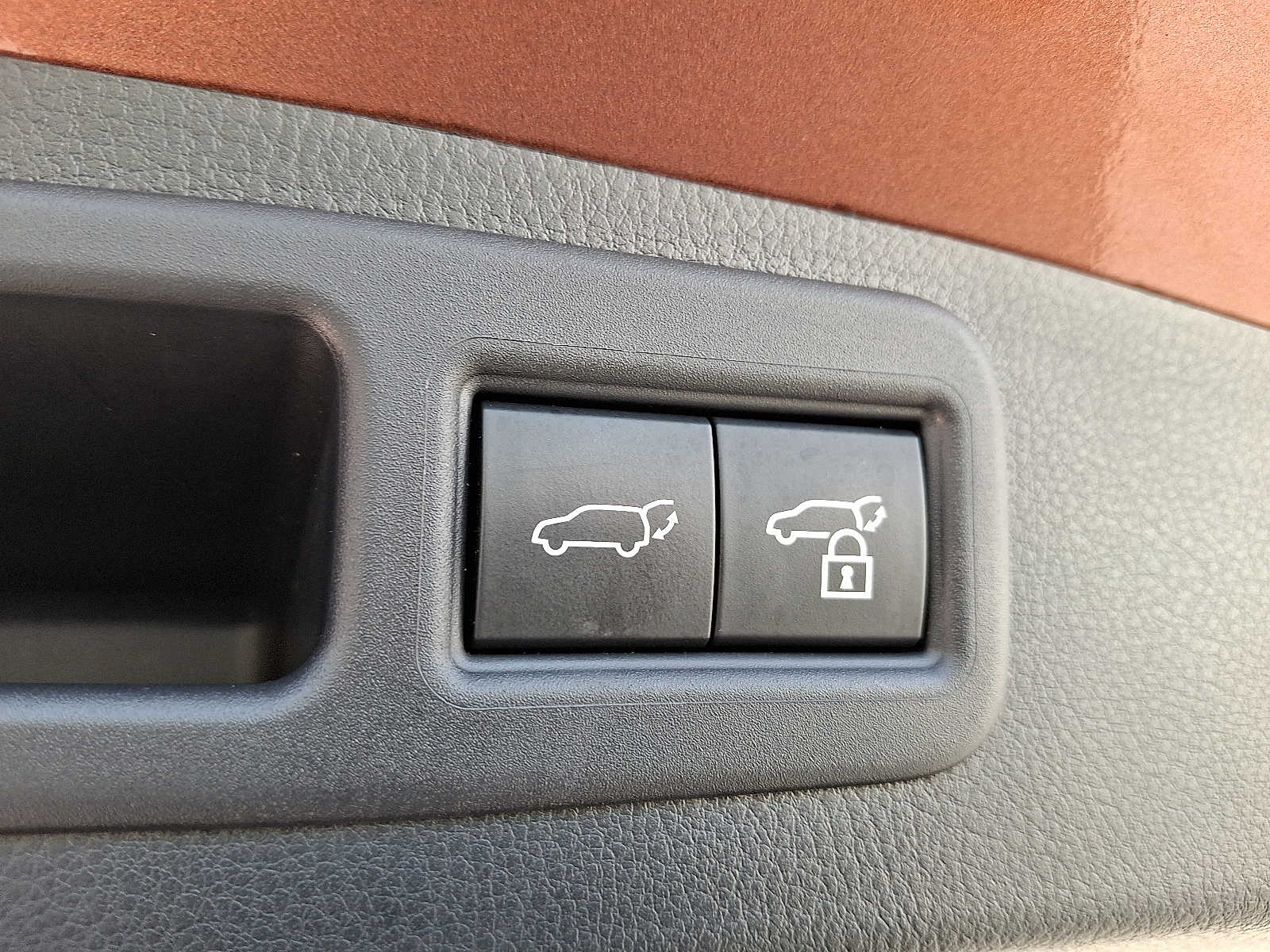 Thumbnail: 2023 Lexus RX - 28