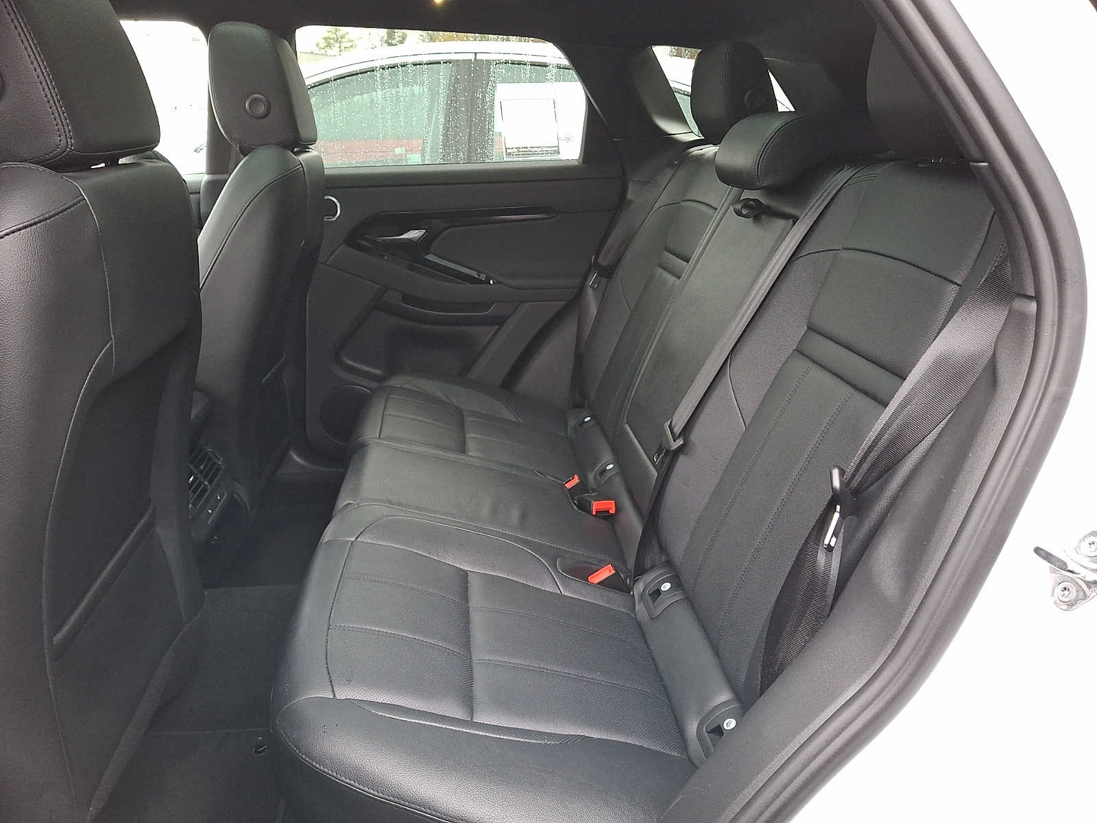 Thumbnail: 2024 Land Rover Range Rover Evoque - 7