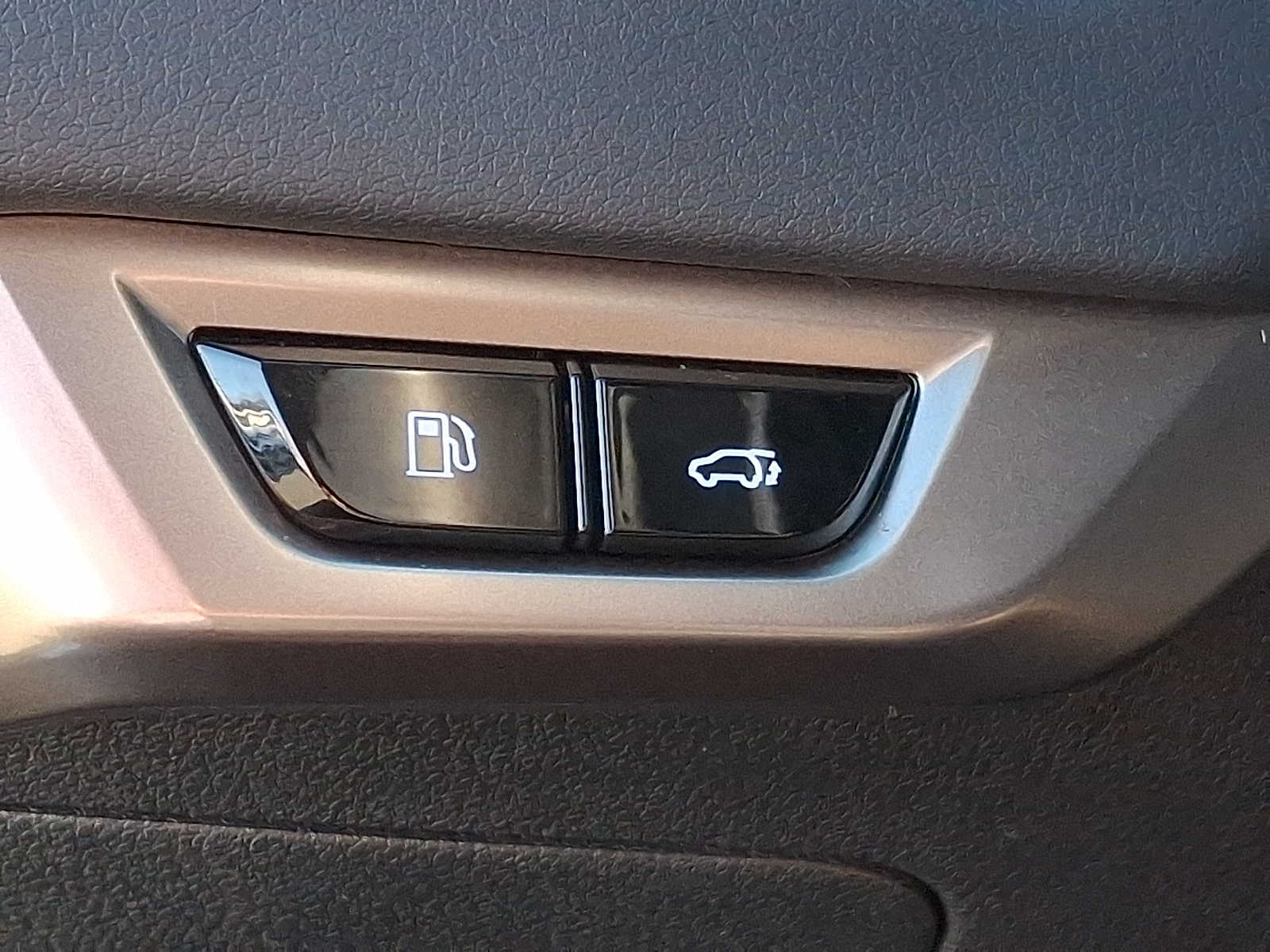 Thumbnail: 2025 Lexus RX - 23