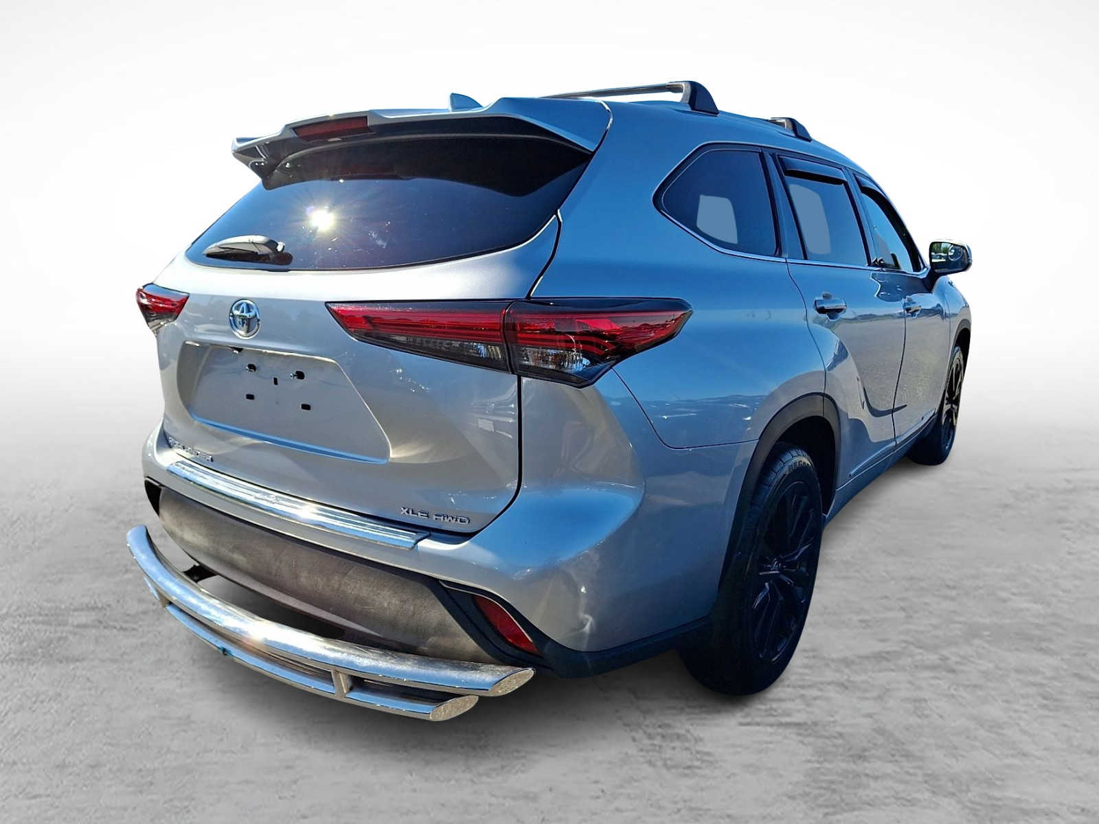 Thumbnail: 2022 Toyota Highlander - 4