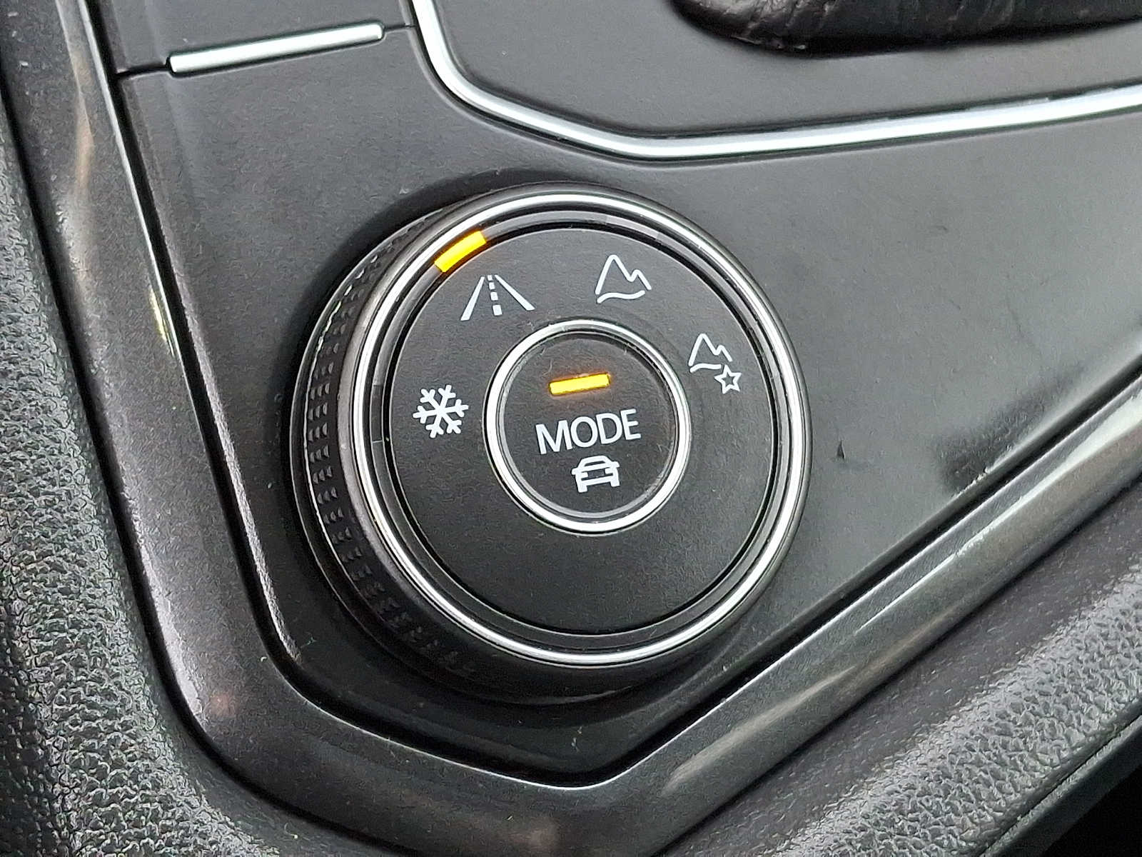 Thumbnail: 2019 Volkswagen Tiguan - 25