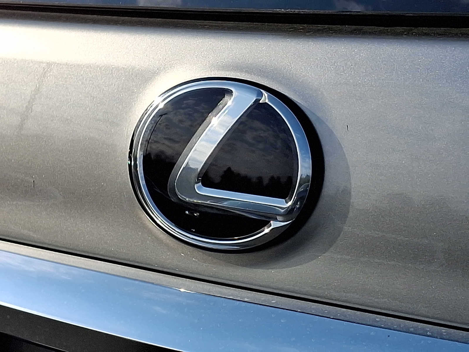 Thumbnail: 2023 Lexus GX - 29