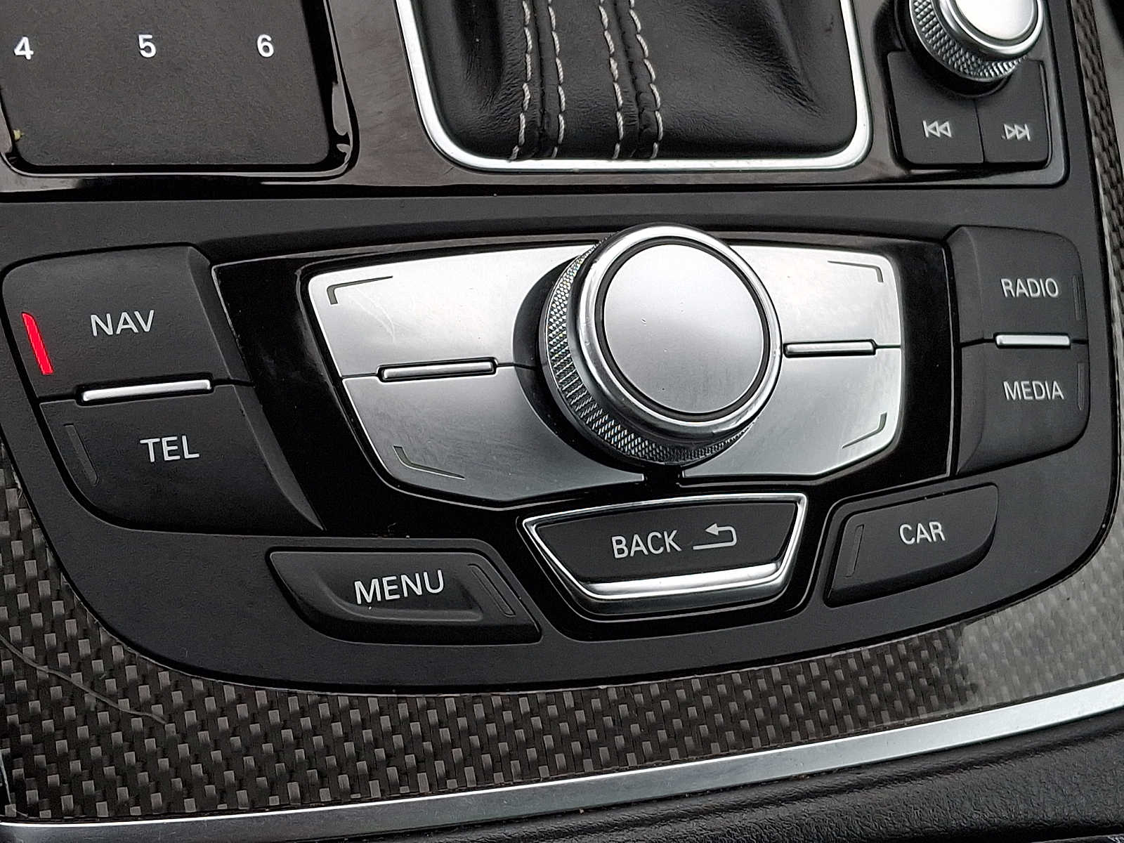 Thumbnail: 2013 Audi S6 - 20